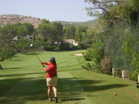 Elena`s first tee shot - later we call her  Macina because of her precise shots